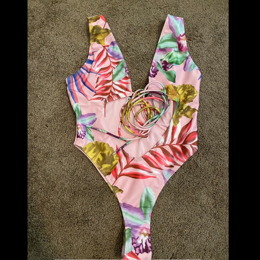 Icon swim one piece